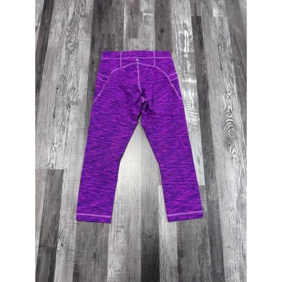 Size 6 - Lululemon Free Flow Crop Legging "Purple" - Picture 2 of 4